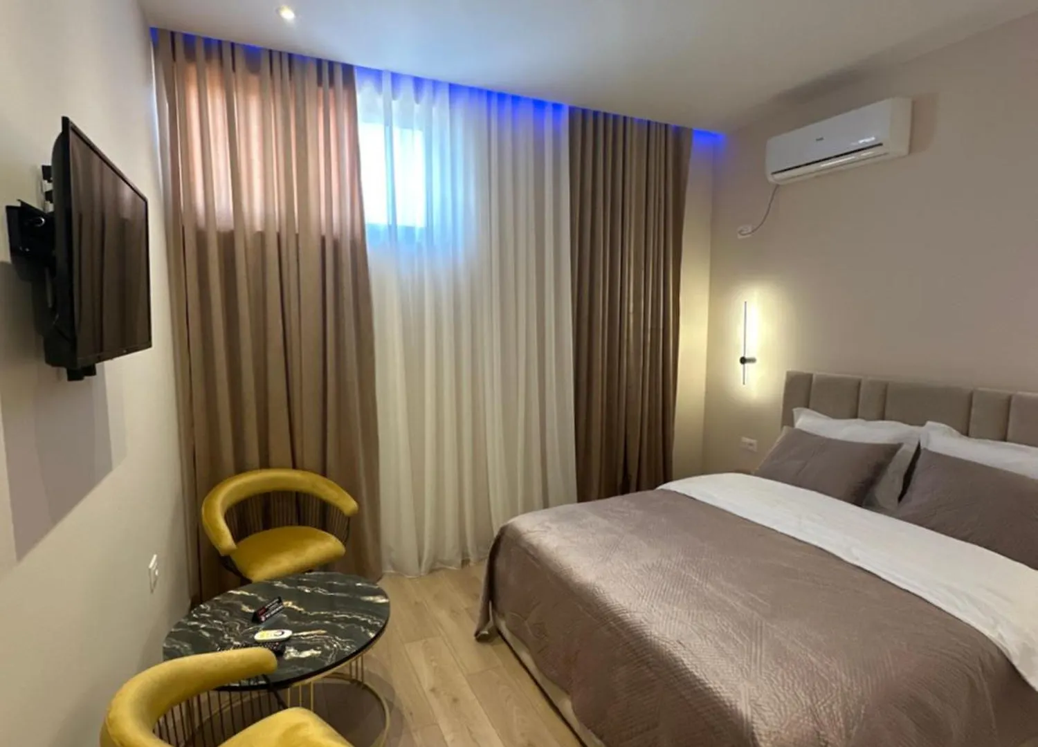 Luxury Hotel By Gjyshi Qerrexhias Albanië